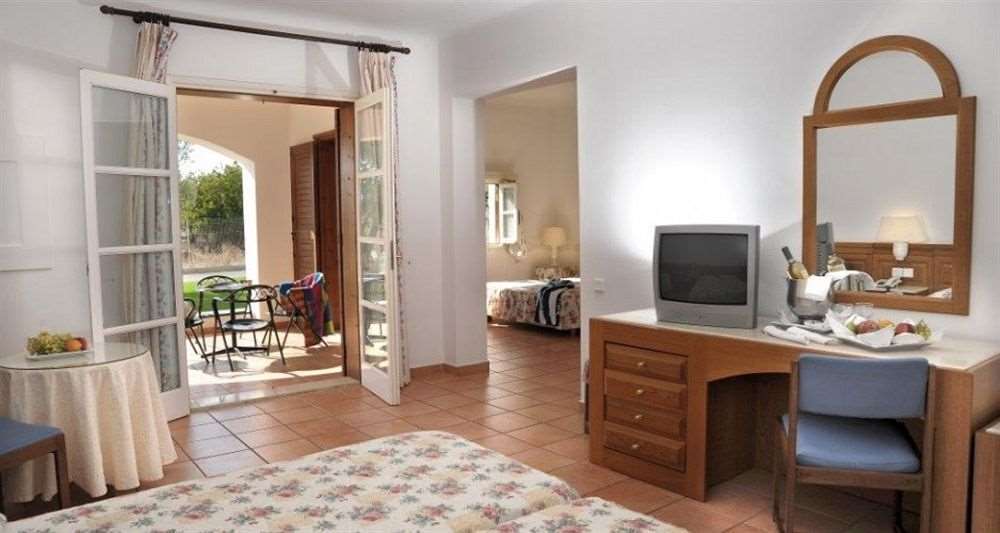 Eretria Village Resort Zimmer foto